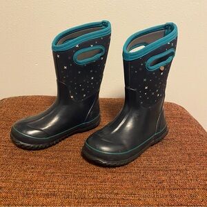 Bogs size 2 rain boots